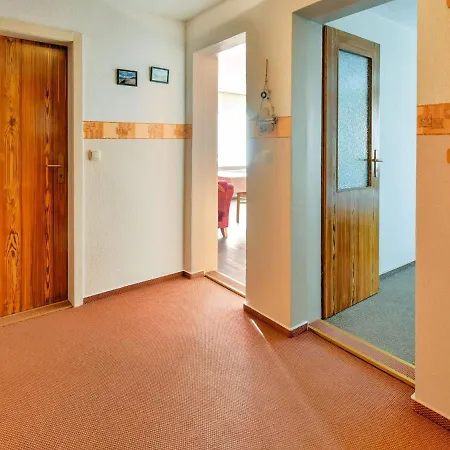 Apartment Modern Flat Near The Sea In Kluetz