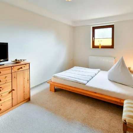 Modern Flat Near The Sea In Kluetz Apartment *