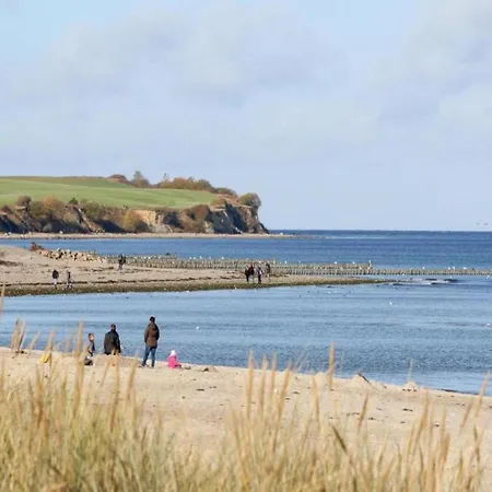 Einladende In Nahe Der Ostsee Appartamento Klutz